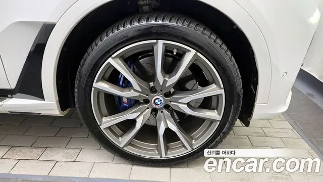BMW X7 — Фото автомобиля 5
