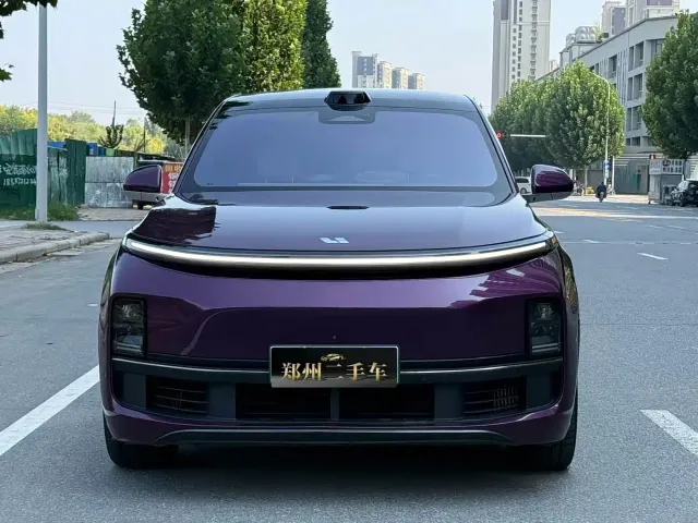 Li Auto L9 — Фото автомобиля 2