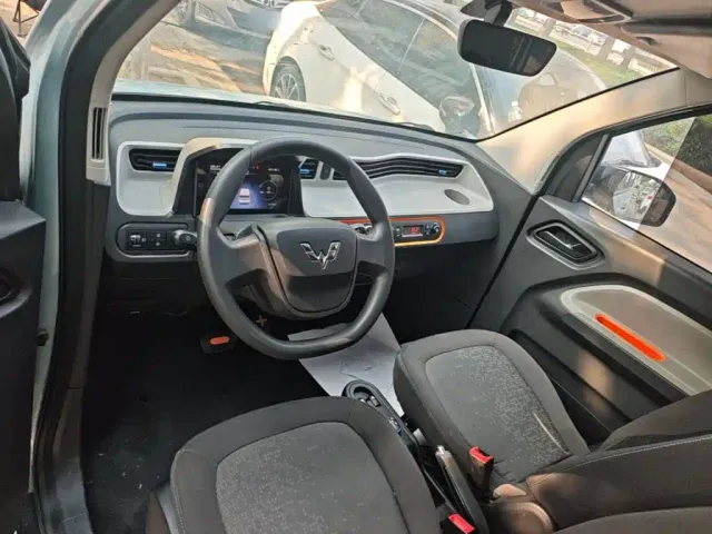 Wuling Hongguang Mini EV — Фото автомобиля 9