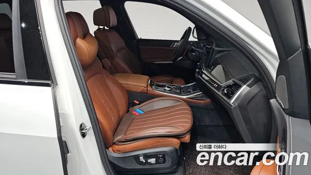 BMW X7 G07 — Фото автомобиля 26