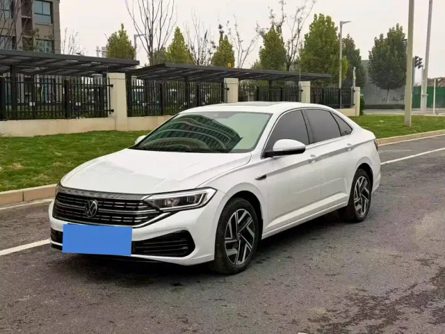 Фотография автомобиля — Volkswagen Sagitar