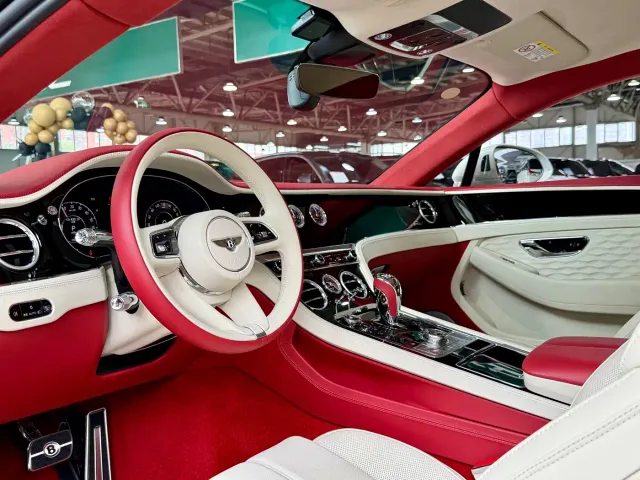 Bentley Continental Plug-in Hybrid — Фото автомобиля 6