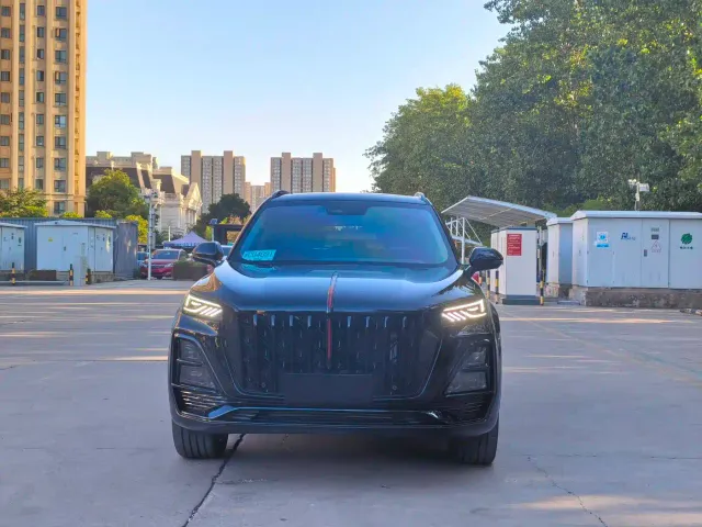 Hongqi HS5 — Фото автомобиля 2