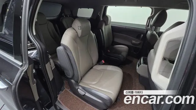 Kia Carnival 4th Gen — Фото автомобиля 24