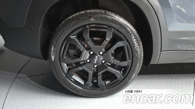 Kia Seltos Бензин 1.6 турбо 2WD — Фото автомобиля 5