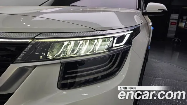 Kia Seltos Seltos Бензин 1.6 турбо 2WD — Фото автомобиля 22