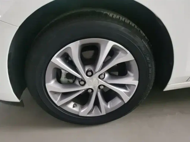 Buick Verano — Фото автомобиля 22
