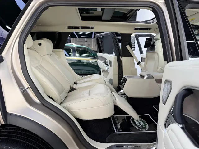 Land Rover Range Rover — Фото автомобиля 19