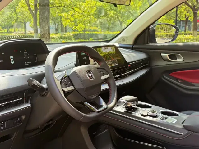 Changan CS55 Plus — Фото автомобиля 14