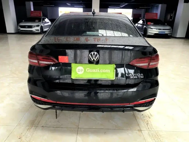 Volkswagen Lavida 2024 Model 300TSI DSG Starlight Leading Edition — Фото автомобиля 5