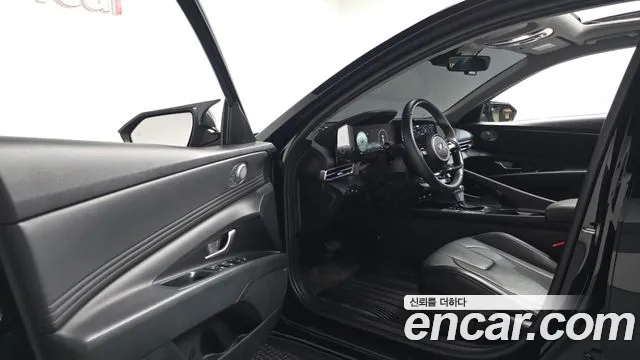 Hyundai Avante CN7 — Фото автомобиля 10