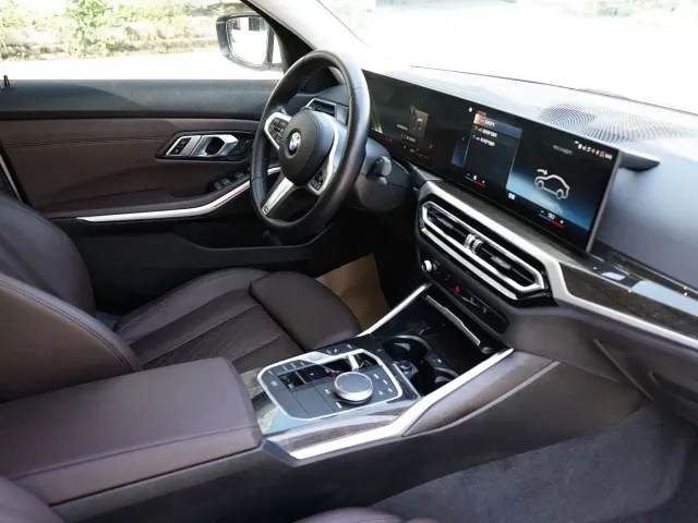 BMW 3 Series — Фото автомобиля 18
