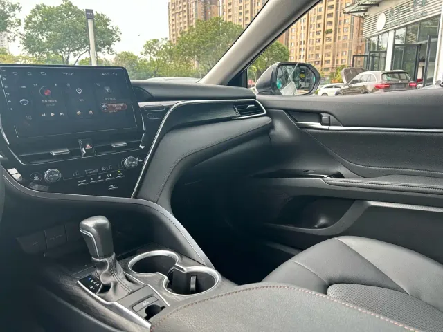 Toyota Camry — Фото автомобиля 17
