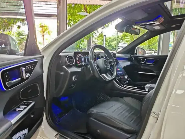 Mercedes-Benz C-Class — Фото автомобиля 4