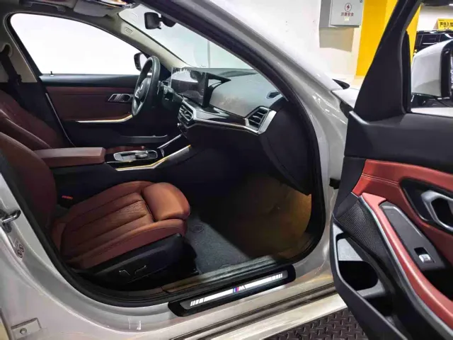 BMW 3 Series — Фото автомобиля 10