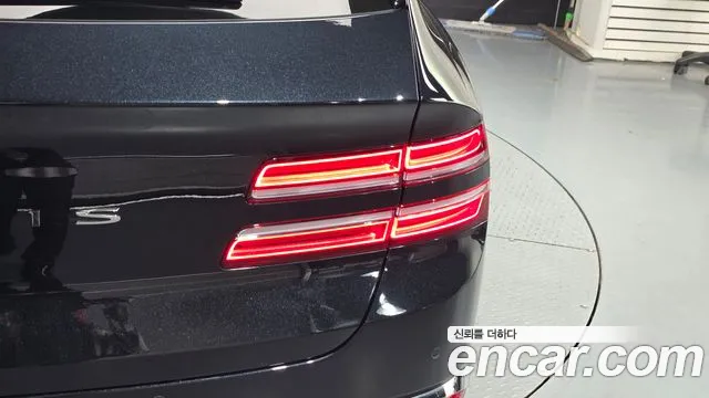 Genesis GV80 — Фото автомобиля 8