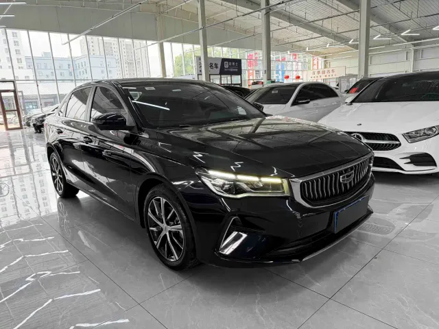 Geely Emgrand — Фото автомобиля 3
