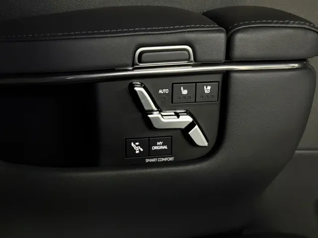 Toyota Alphard — Фото автомобиля 14