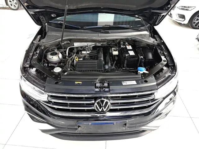 Volkswagen Tiguan L — Фото автомобиля 13