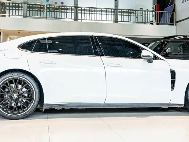 Porsche Panamera — Фото автомобиля 4
