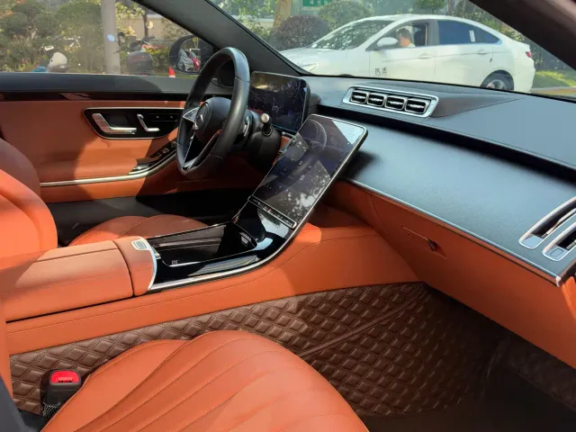 Mercedes-Benz S-Class — Фото автомобиля 4
