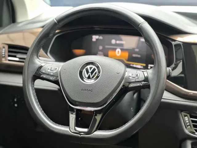 Volkswagen Tharu — Фото автомобиля 15