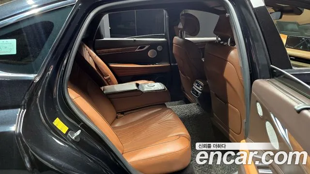 Genesis G80 Бензин 3.5 турбо AWD — Фото автомобиля 10