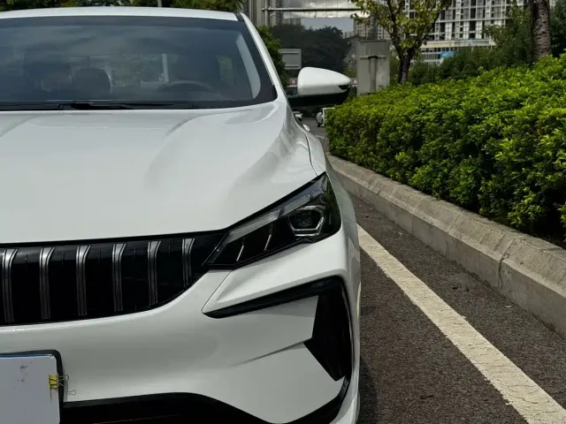 Geely Binrui — Фото автомобиля 4