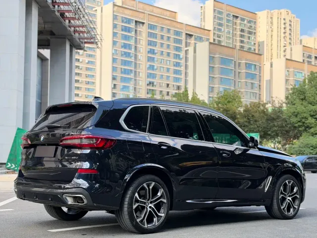 BMW X5 — Фото автомобиля 7