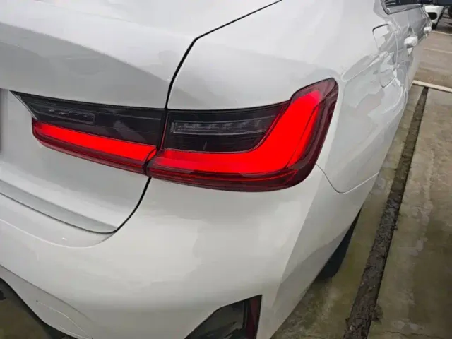 BMW 3 Series — Фото автомобиля 7