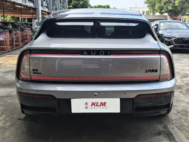 Audi E5 Sportback — Фото автомобиля 4