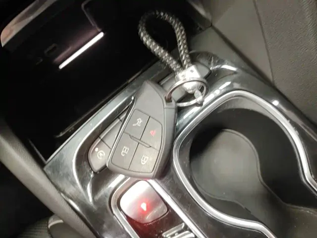 Buick Envision Plus — Фото автомобиля 8