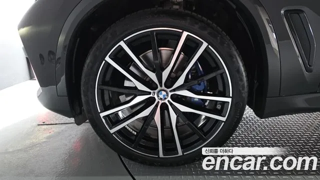 BMW X5 G05 — Фото автомобиля 5