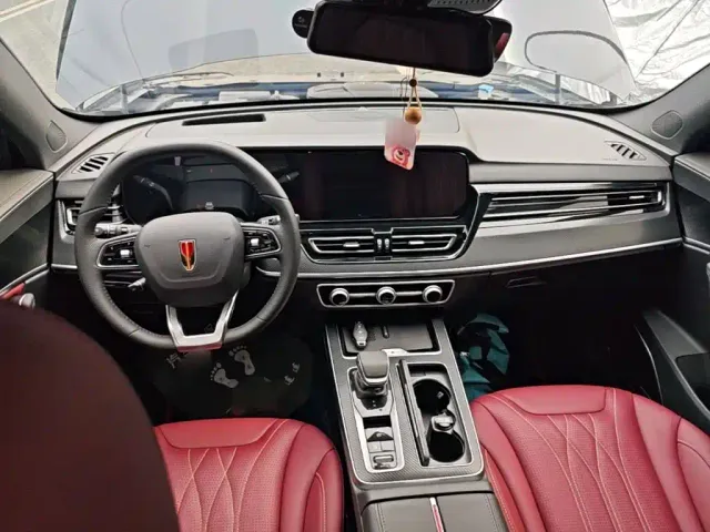 Hongqi HS5 — Фото автомобиля 9