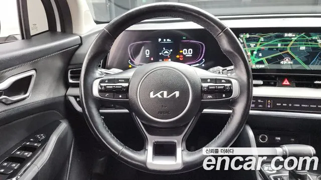 Kia Sportage Sportage 5-е поколение Бензин 1.6 турбо 2WD — Фото автомобиля 13