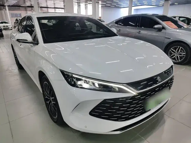 BYD Qin L — Фото автомобиля 21