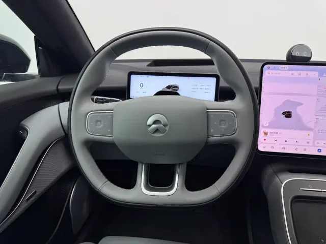 Nio ET5 Touring — Фото автомобиля 8
