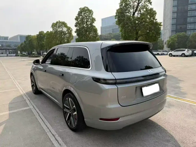 Li Auto L9 — Фото автомобиля 9
