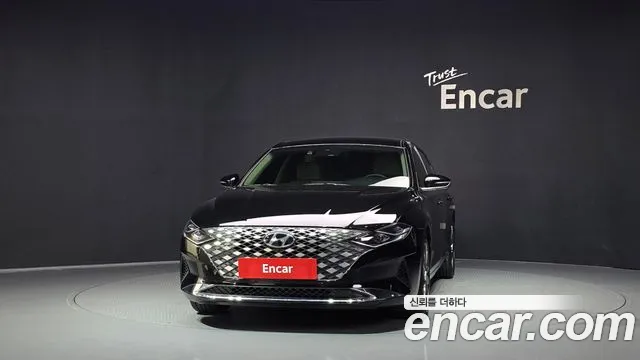 Hyundai Grandeur New — Фото автомобиля 3