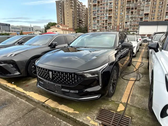 Фотография автомобиля — Bestune B70