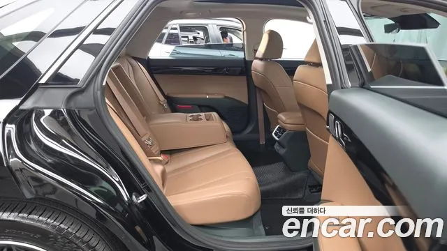 Hyundai Grandeur GN7 — Фото автомобиля 18