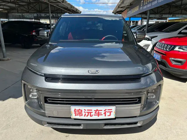 Geely ICON — Фото автомобиля 2