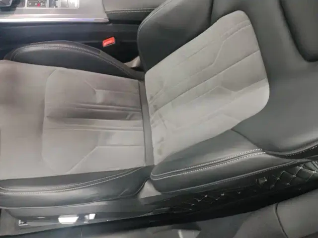 Audi A6L — Фото автомобиля 9