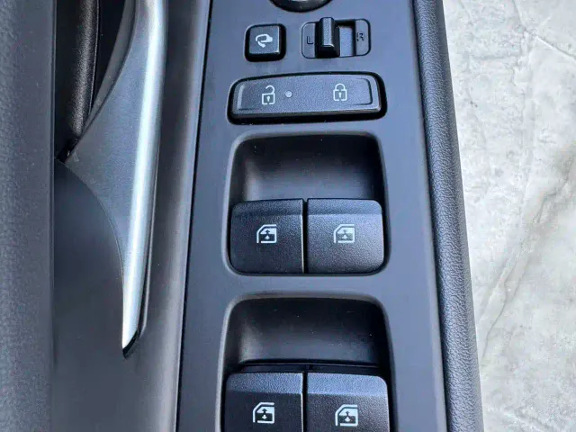 Hyundai Elantra — Фото автомобиля 16