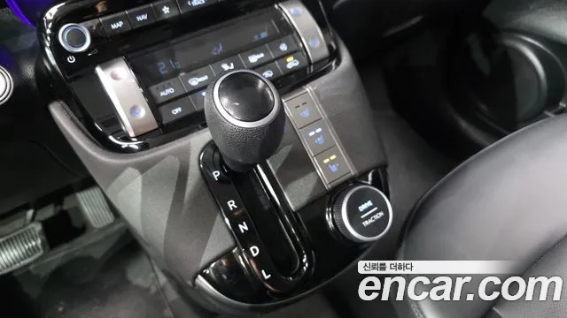 Hyundai Casper Casper Inspiration — Фото автомобиля 9