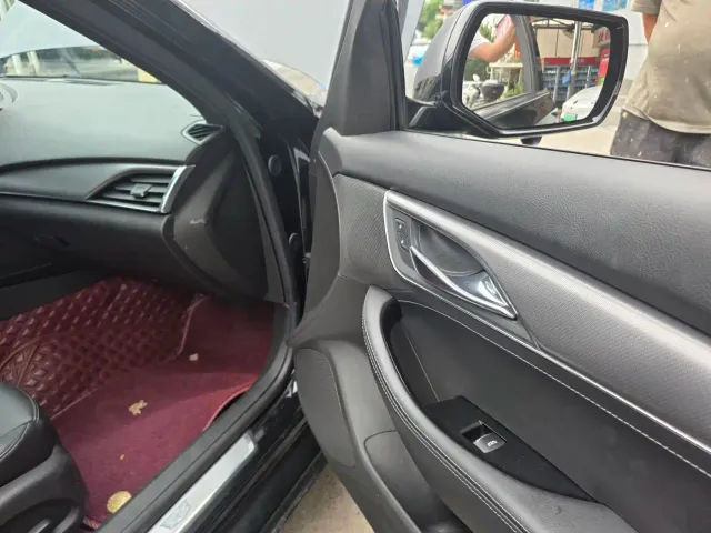 Cadillac CT5 — Фото автомобиля 3