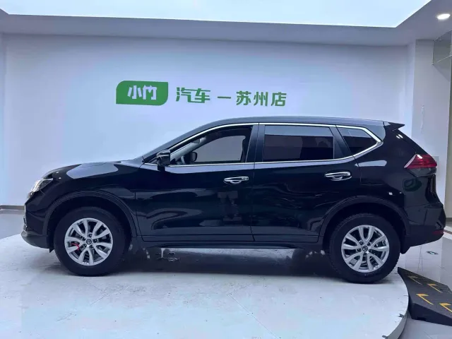 Nissan X-Trail — Фото автомобиля 7