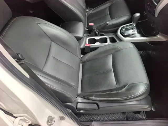 Nissan Terra — Фото автомобиля 24