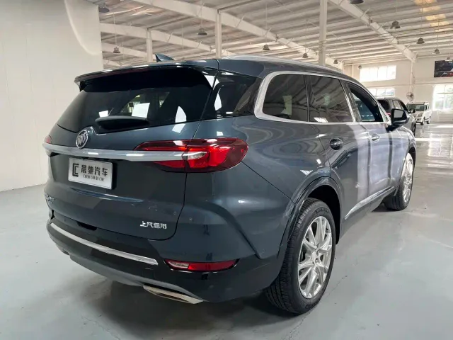Buick Enclave — Фото автомобиля 6