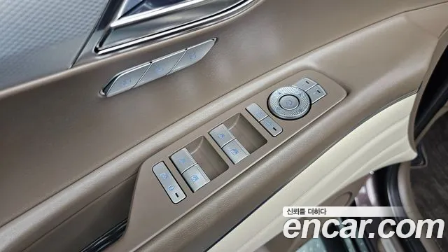 Genesis GV80 2.5T Бензин 2WD — Фото автомобиля 28